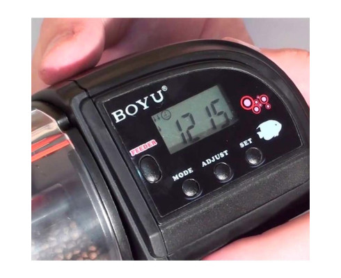 Кормушка автоматическая для рыб Boyu ZW 66